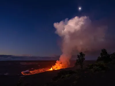 Kīlauea erupts early on June 7, after months of signaling it was getting ready to burst.