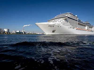The ban would apply to ships arriving at Cruise Port Amsterdam, currently located in the city&#39;s center.

