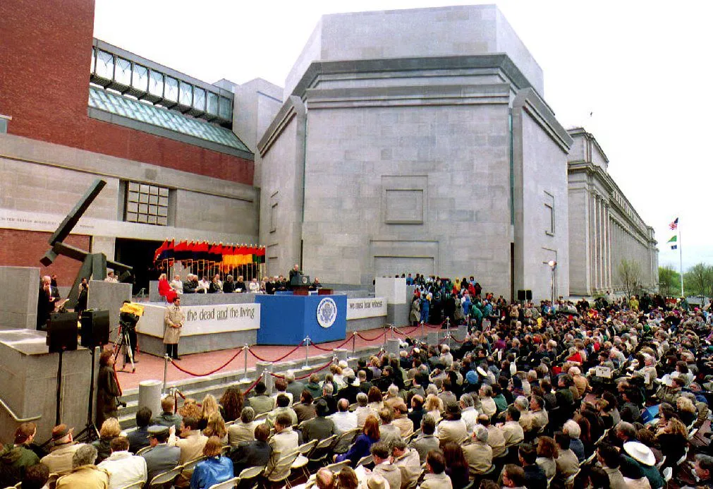On April 22, 1993, more than 10,000 people gathered at the United States Holocaust Memorial Museum dedication ceremony to observe the lighting of the eternal flame